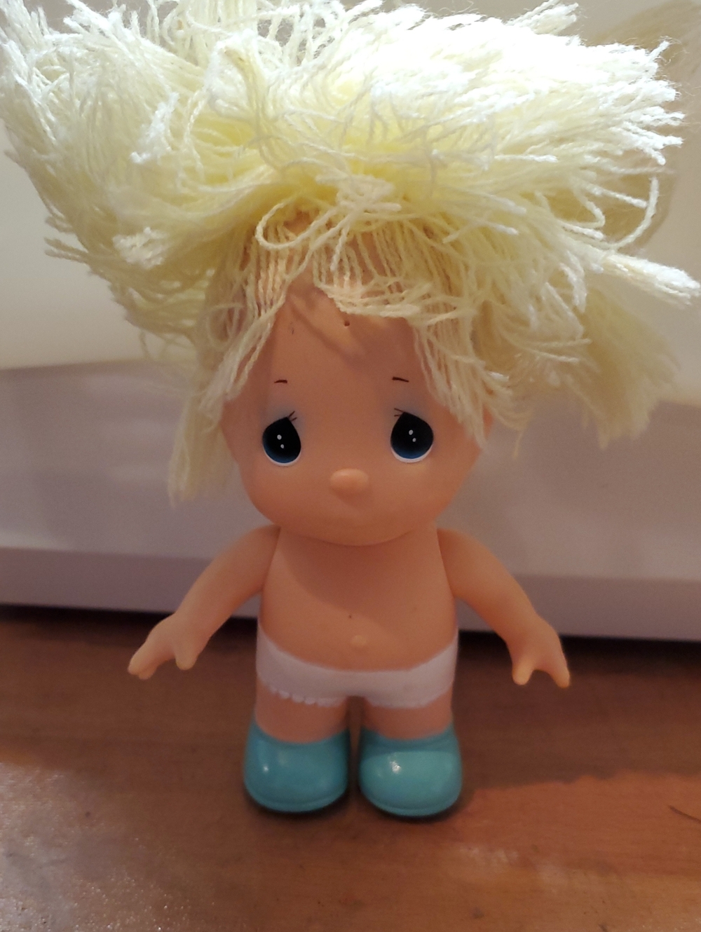 1989 Precious Moments Hi Baby Doll